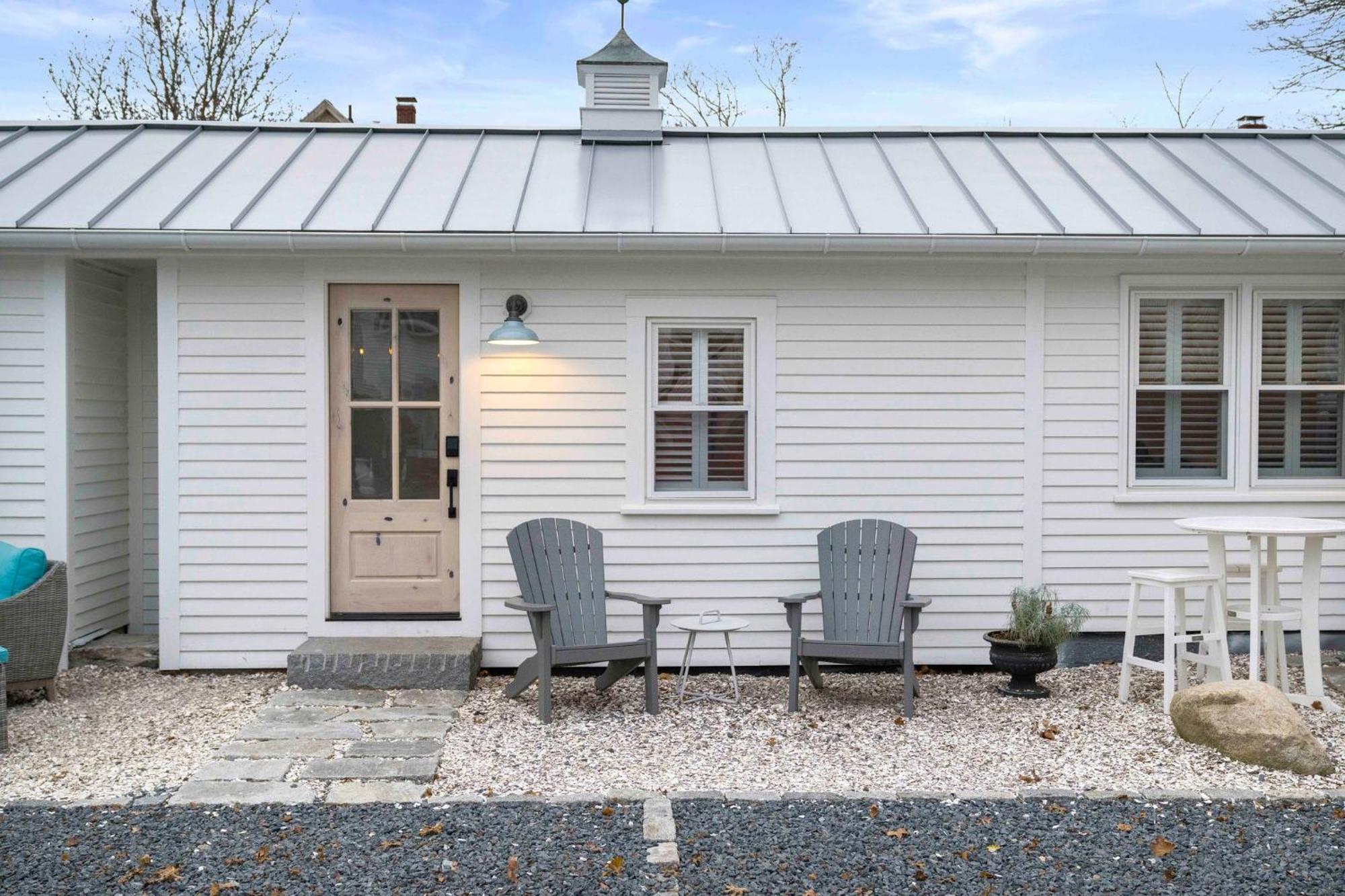 Sisu, A Boutique Motel Plymouth Exterior photo